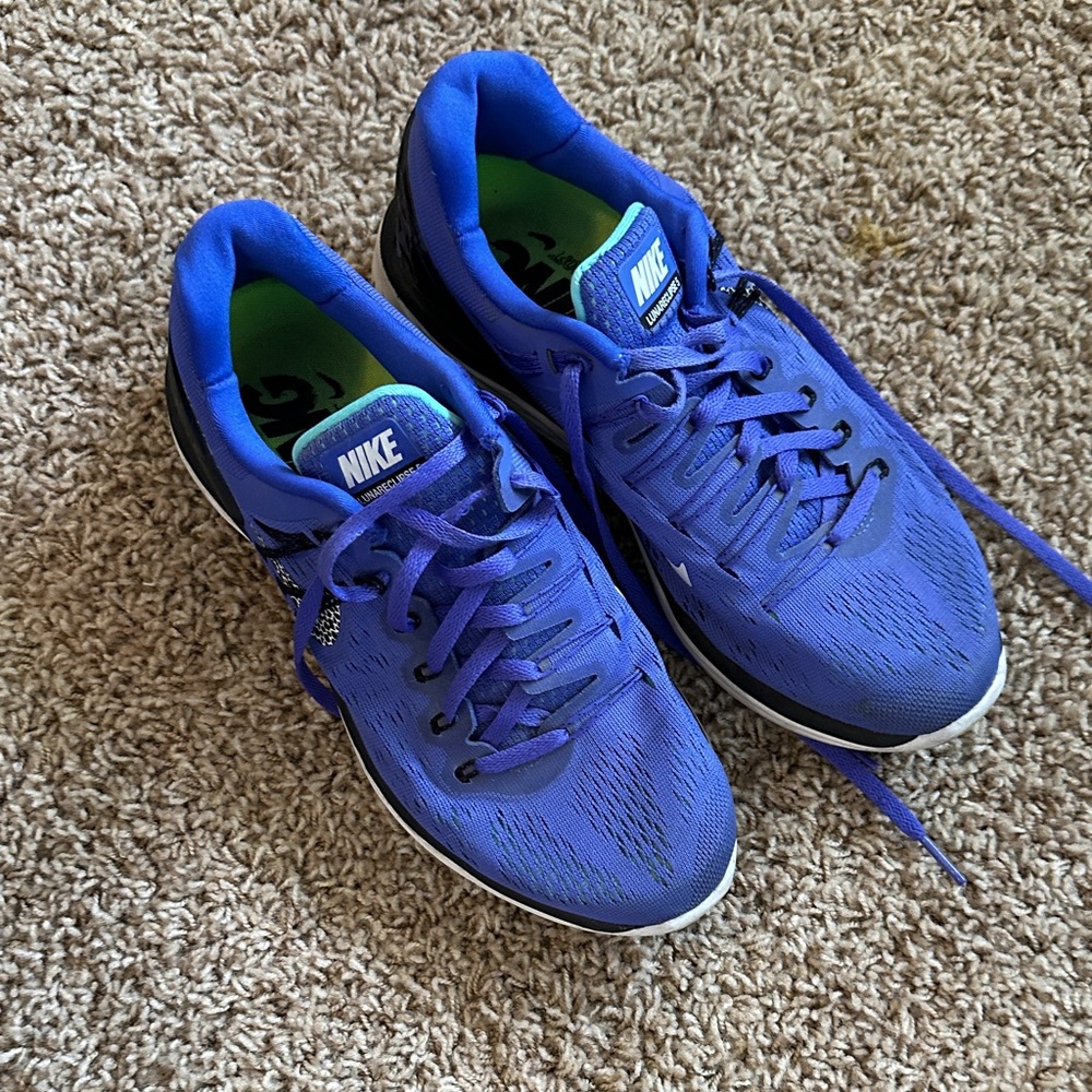 Nike Blue lightweight Running walk tennis Lunareclipse 5. size 8 women sneakers